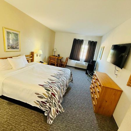 Knights Inn New Florence Екстер'єр фото