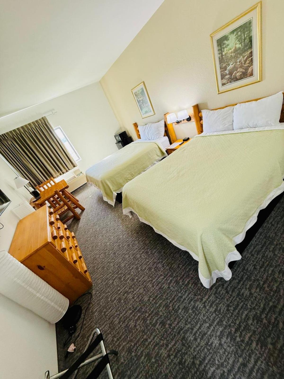 Knights Inn New Florence Екстер'єр фото