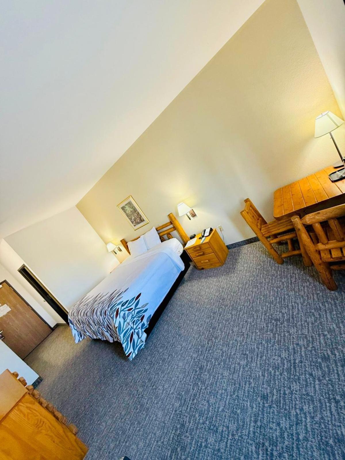 Knights Inn New Florence Екстер'єр фото